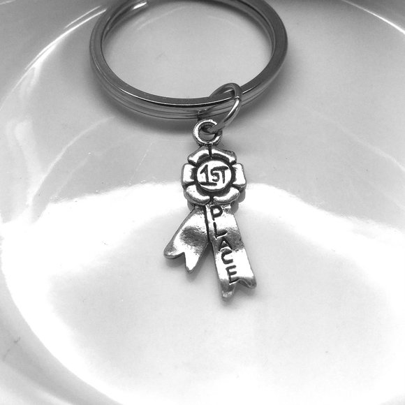 Miniature First Place Ribbon Charm Keyring Keychain - Picture 3 of 3